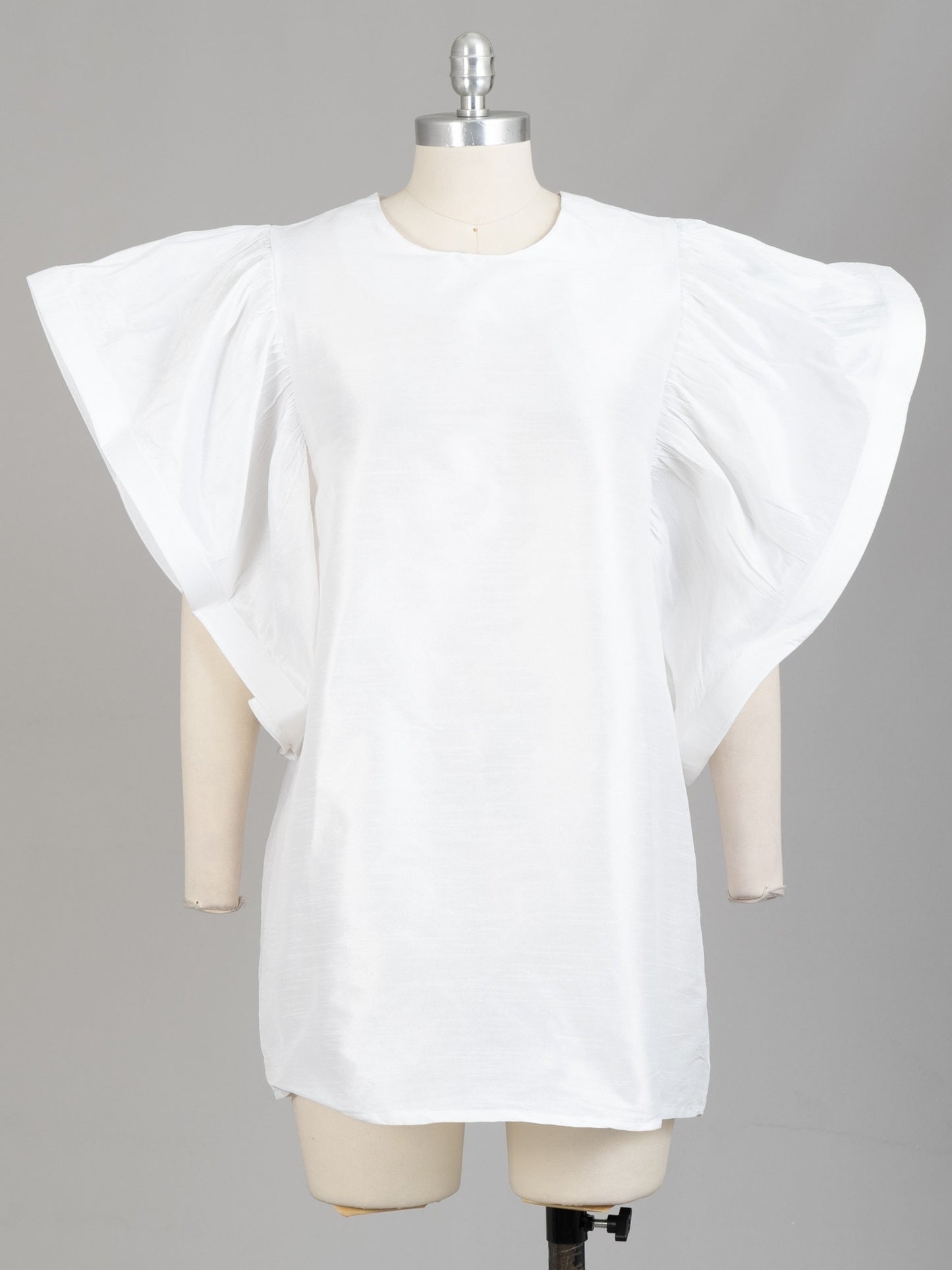 Batwing White