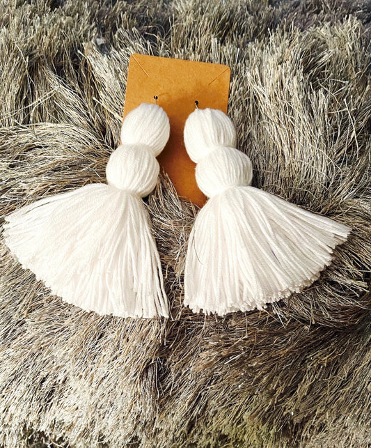 Snow White Tassel Earring